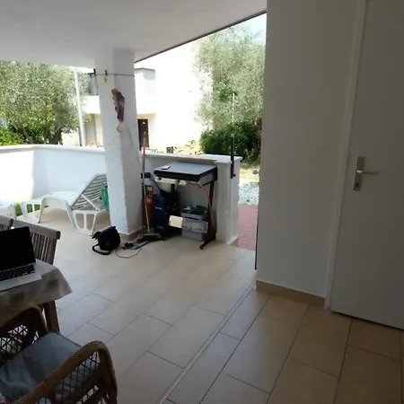 Patrick Apartment *